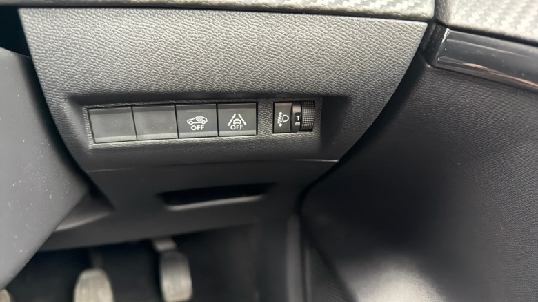 Peugeot 208 1.2 PureTech 100 Allure Premium 5dr Petrol Hatchback